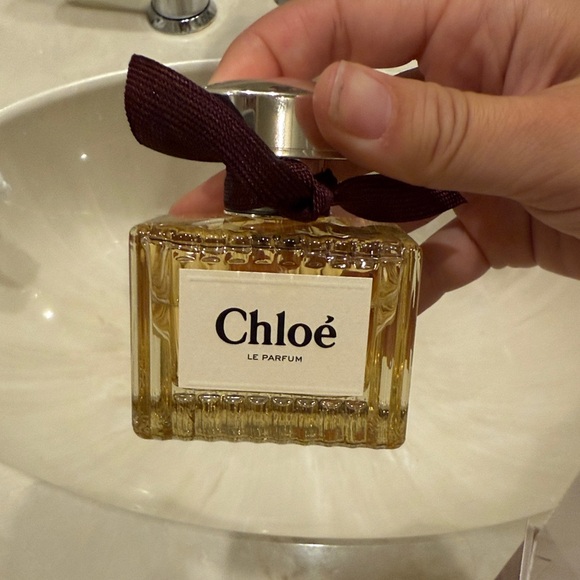 Chloe Le Parfum in Rich Burgundy - Picture 2 of 4